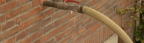 Isolation des murs creux par insufflation